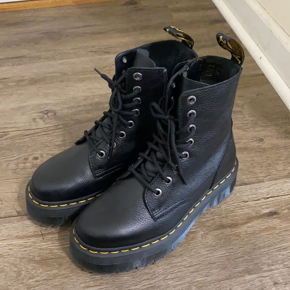 Dr. Marten Platform